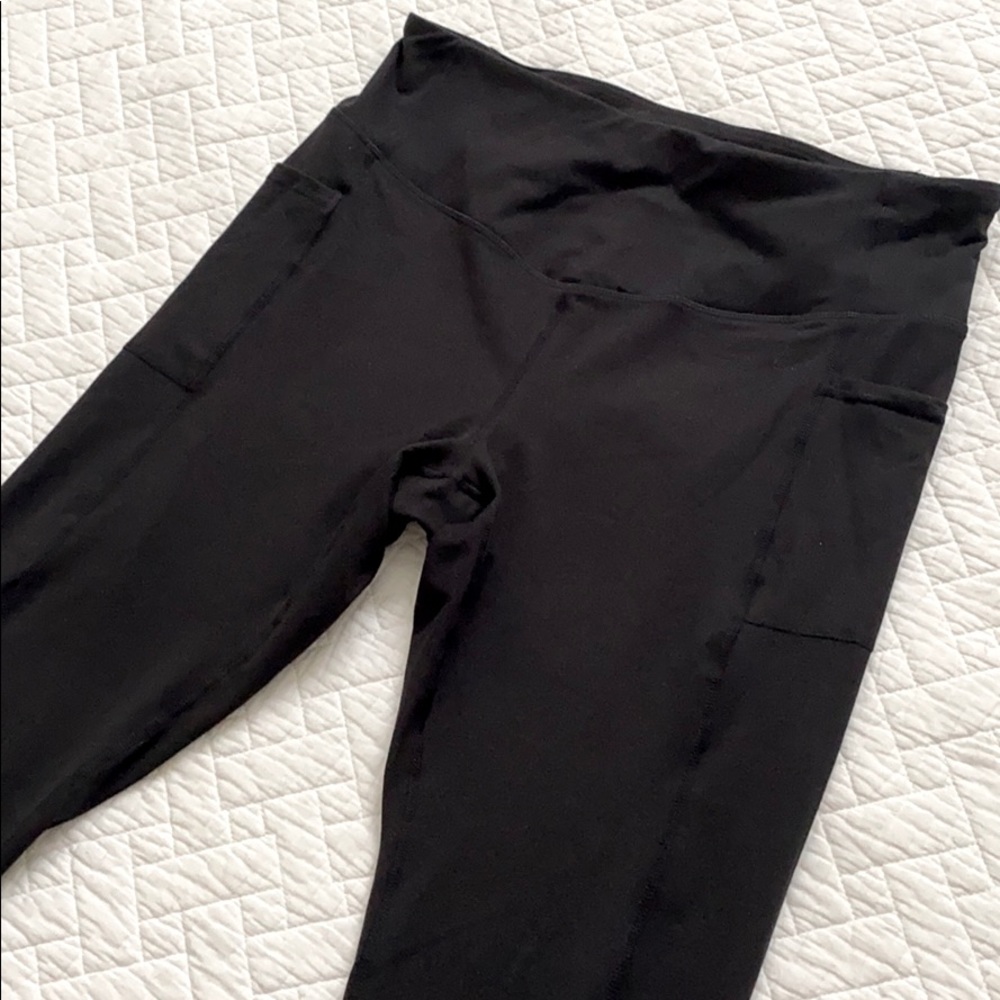 Gaiam Black Leggings with pockets